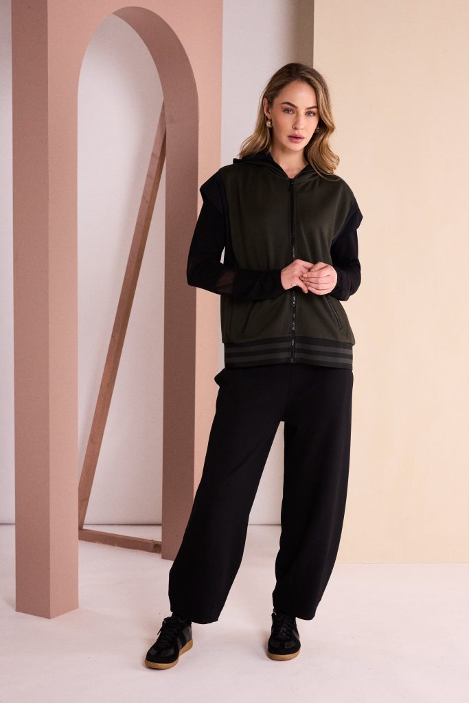 Naya Barrel Leg trousers in Soft heavy Jersey with tapered hem Naw26144