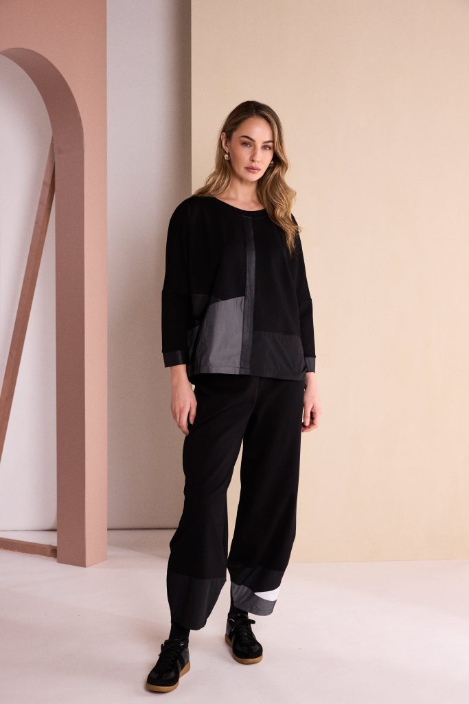 Naya Shaped Hem Trouser With Colour Metallic Inset Naw26173