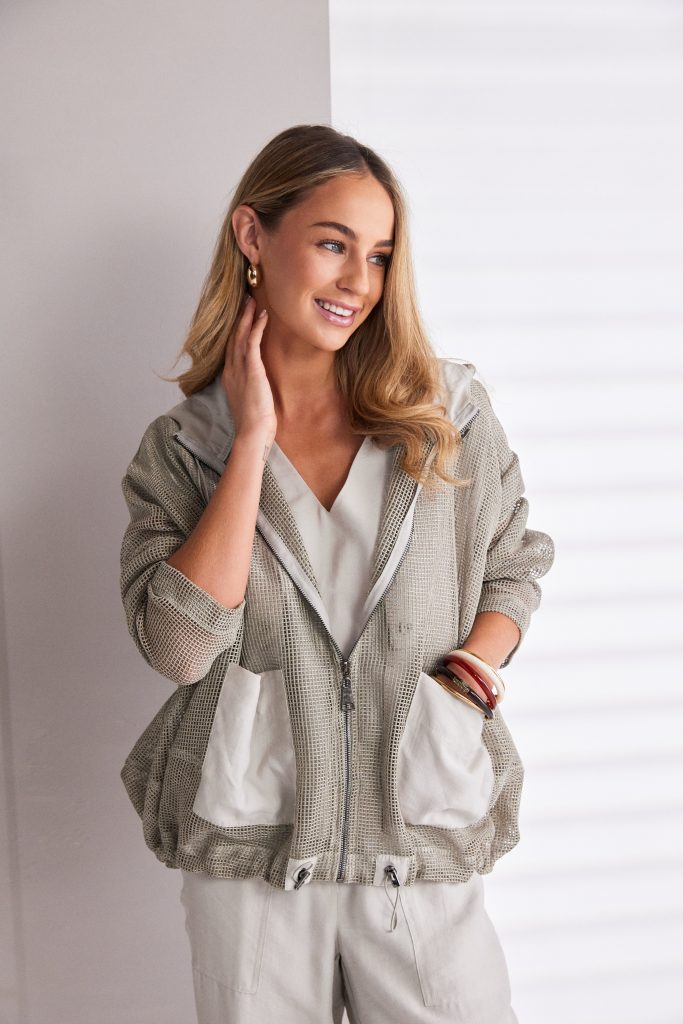 Naya Mesh Hooded Jacket With Contrast Pockets Npa26125