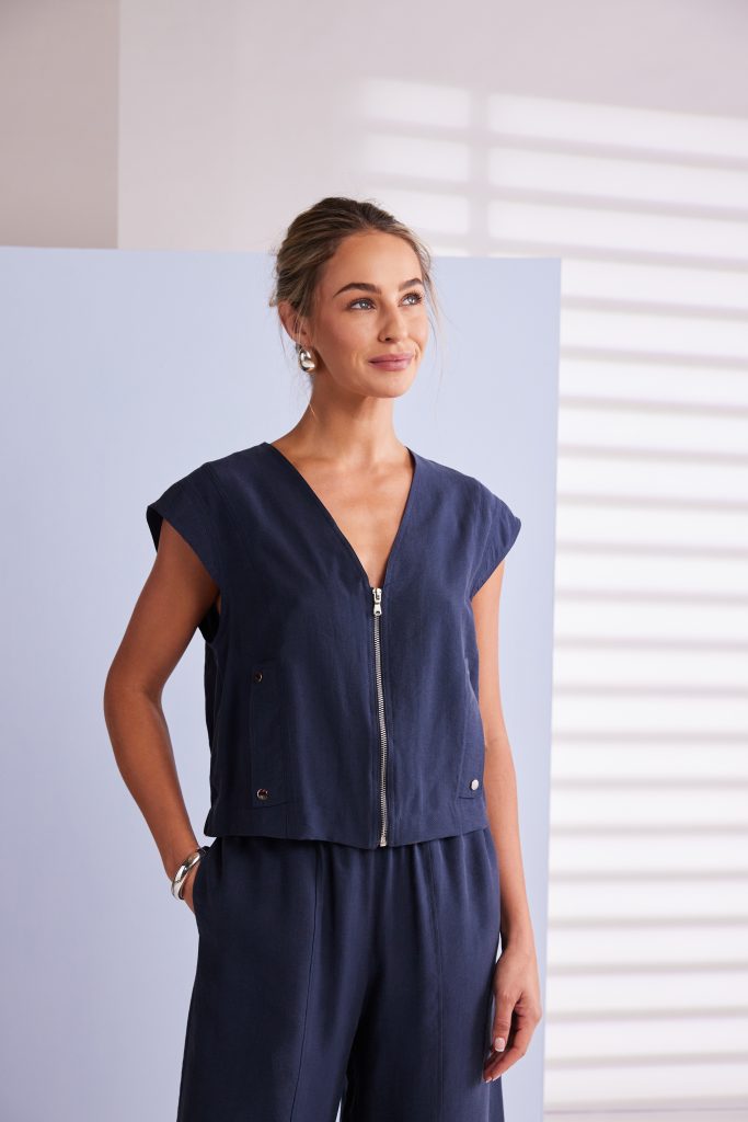 Naya Short Zip Vee Neck Top With Pocket Welt DetailNpa26284