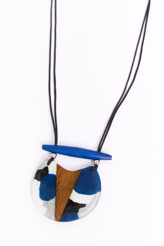 Naya Navy Stone Necklace With Colour PanelNpa26356