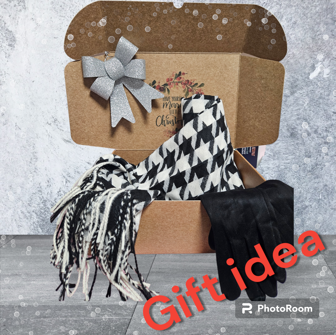 Poppy Gift Box 🎁 Large Cashmere blend Houndstooth Scarf and Gloves