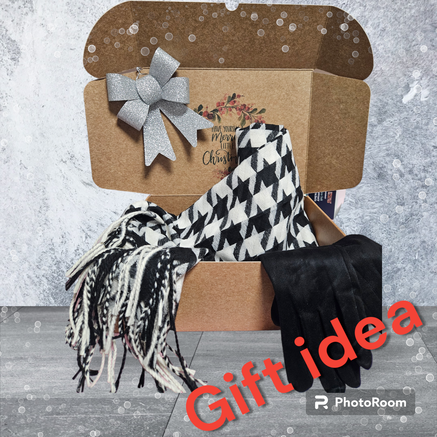 Poppy Gift Box 🎁 Large Cashmere blend Houndstooth Scarf and Gloves