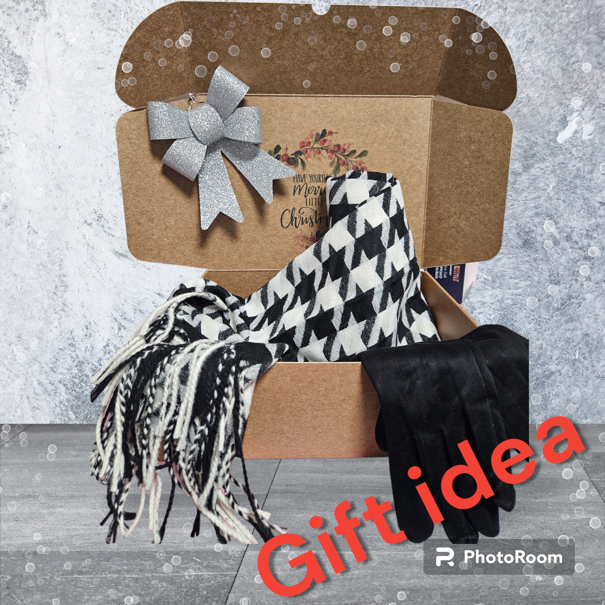 Poppy Gift Box 🎁 Large Cashmere blend Houndstooth Scarf and Gloves