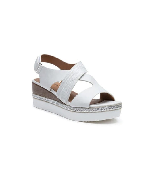 low wedge sandal with velcro fastening bLACK OR WHITE