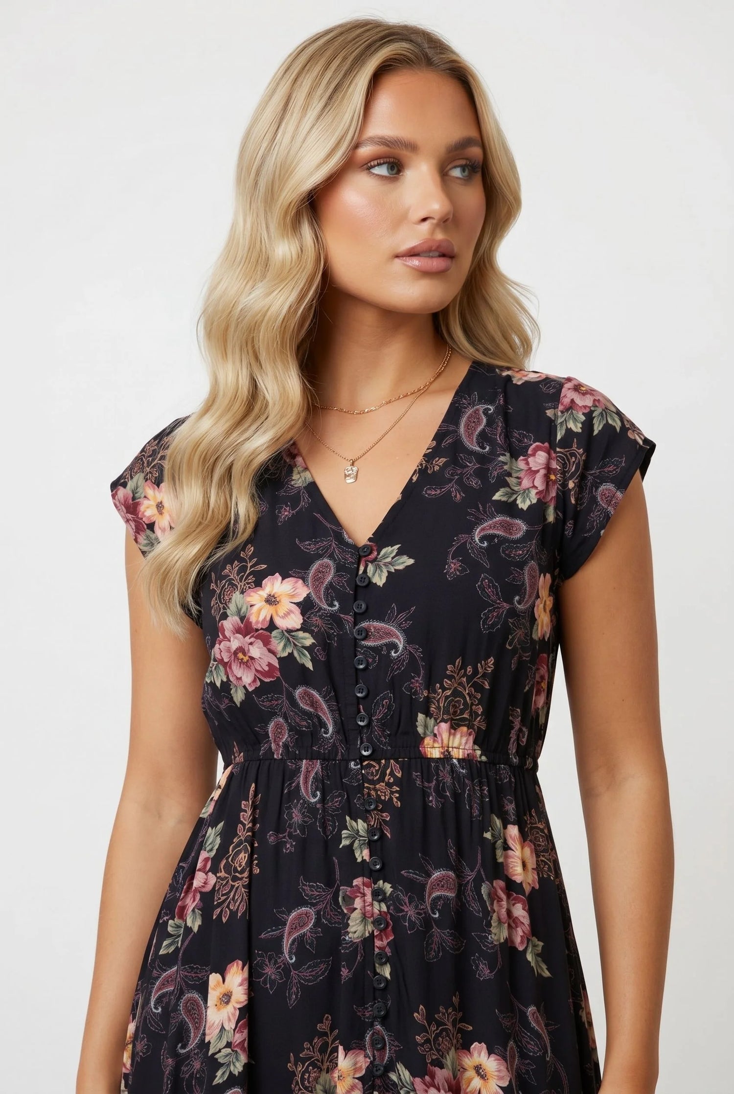 Stella Morgan Button Through Floral Print Midi Dress in Navy D525027