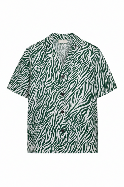 Free/Quent Short sleeve Shirt and collar in White and dark forest Zebra print 208114