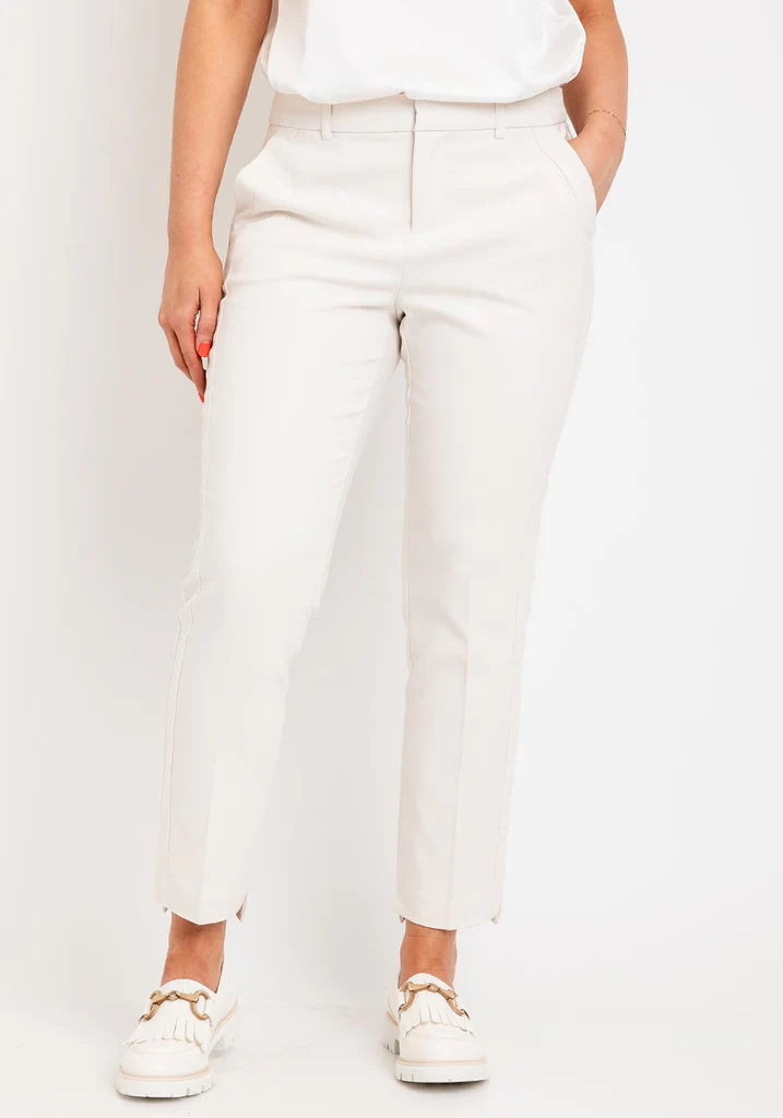 Fransa Tessa Straight Leg Dressy Trouser in Cream 20611257