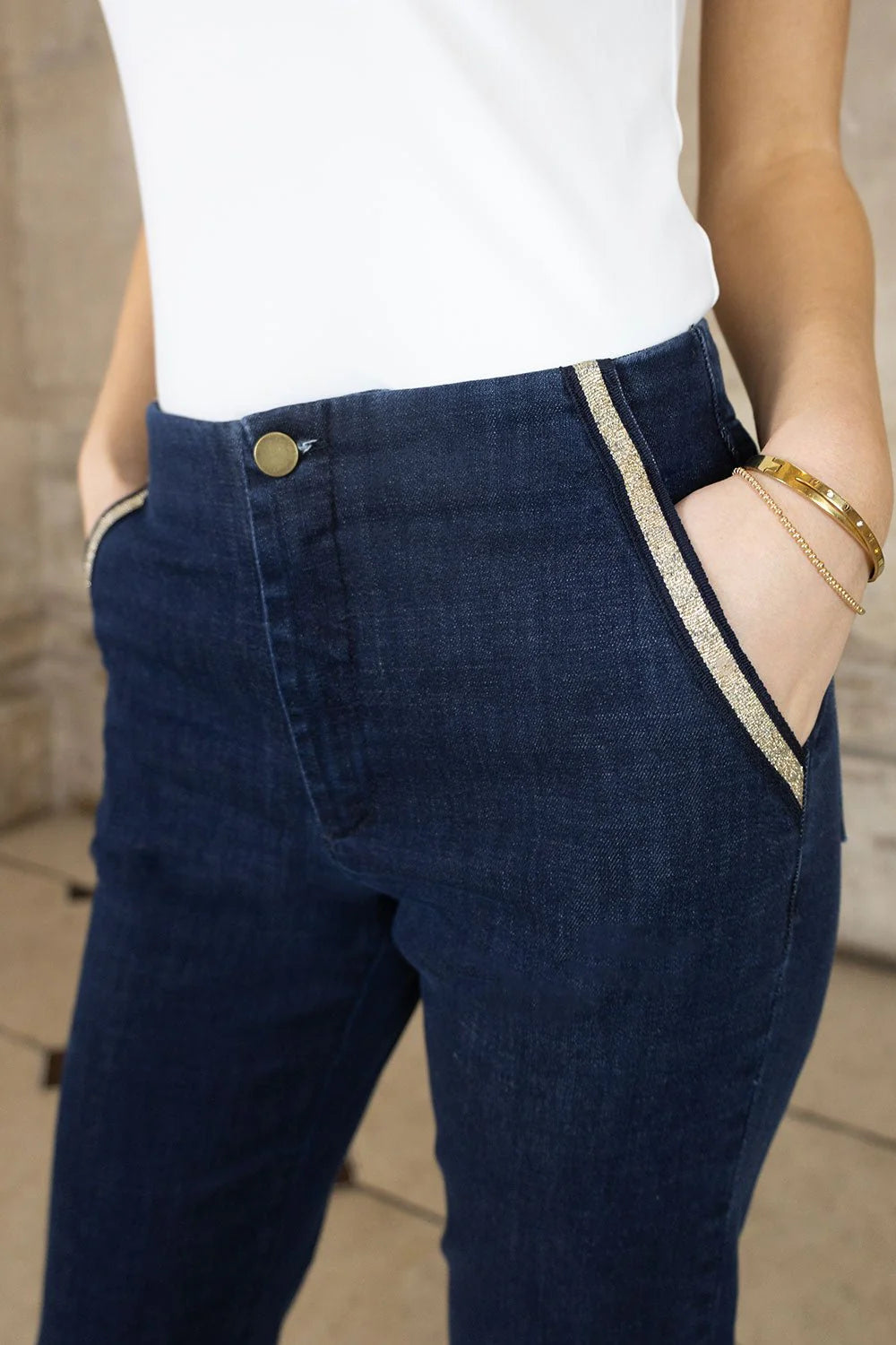 No2morrow Nala Jeans 29&quot; leg in mid and dark denim