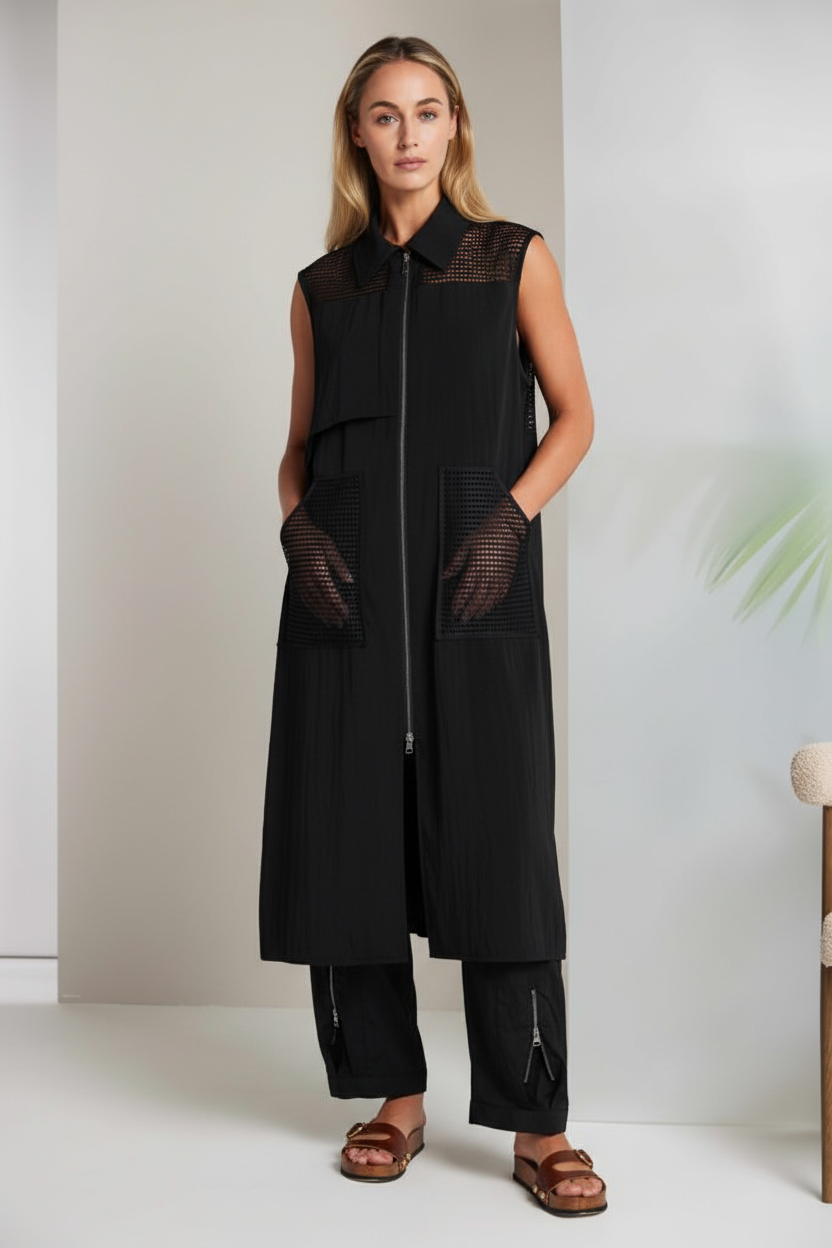 Naya Long Sleeveless Coat in Black