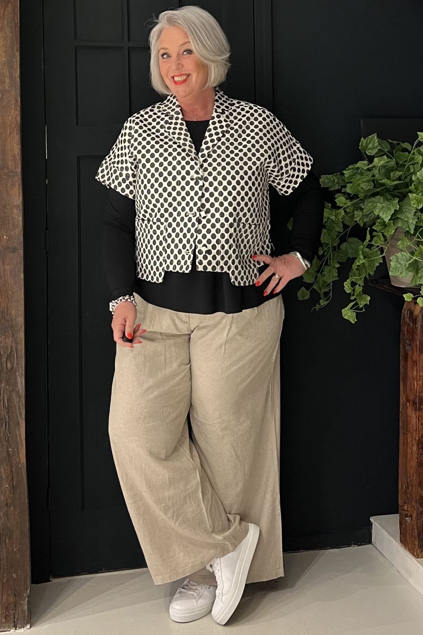 Noen Short textured jacket with polka dot print 87128
