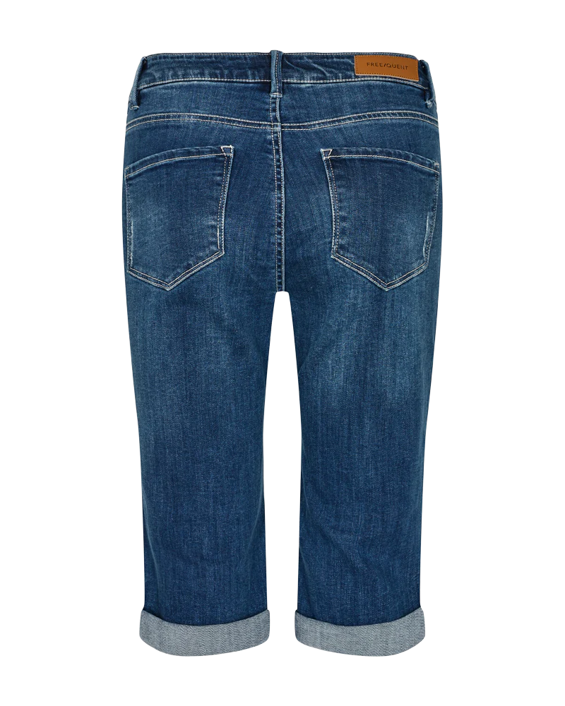 Free/Quent KNEE-LENGHT SHORTS IN DENIM - BLUE