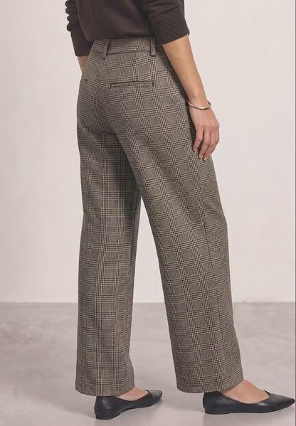 Street One Straight leg trousers 30" length with a check pattern and buttons 381594