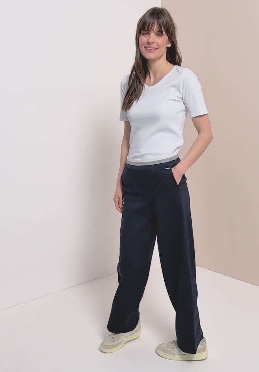 Cecil Navy  High waist straight leg trousers in a loose fit 380674