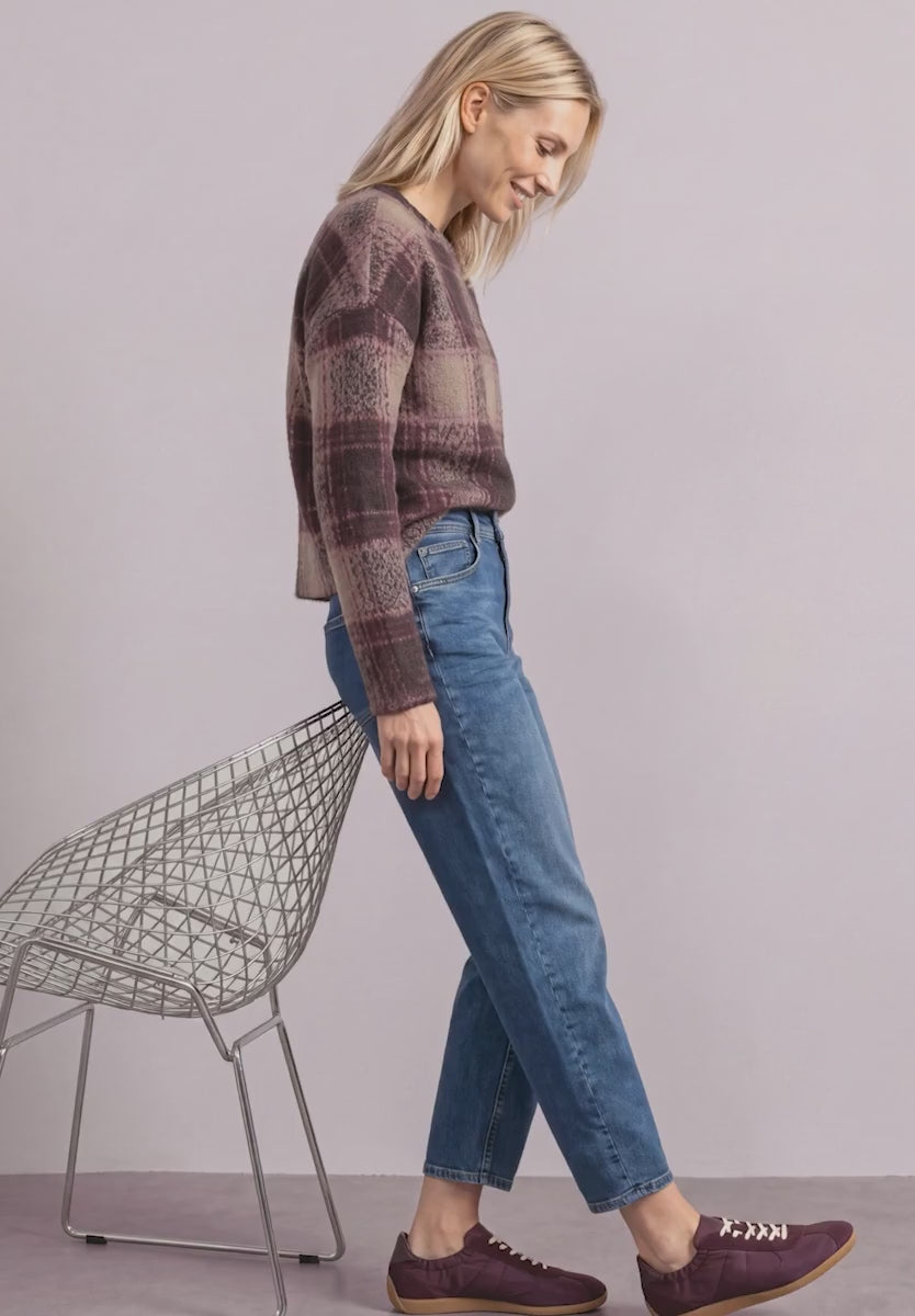 Street One Long-sleeved fluffy knit with round neck and check pattern 325902