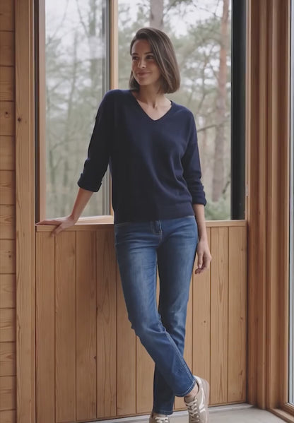 Cecil Mid waist straight leg jeans in a casual fit  30" leg 381566