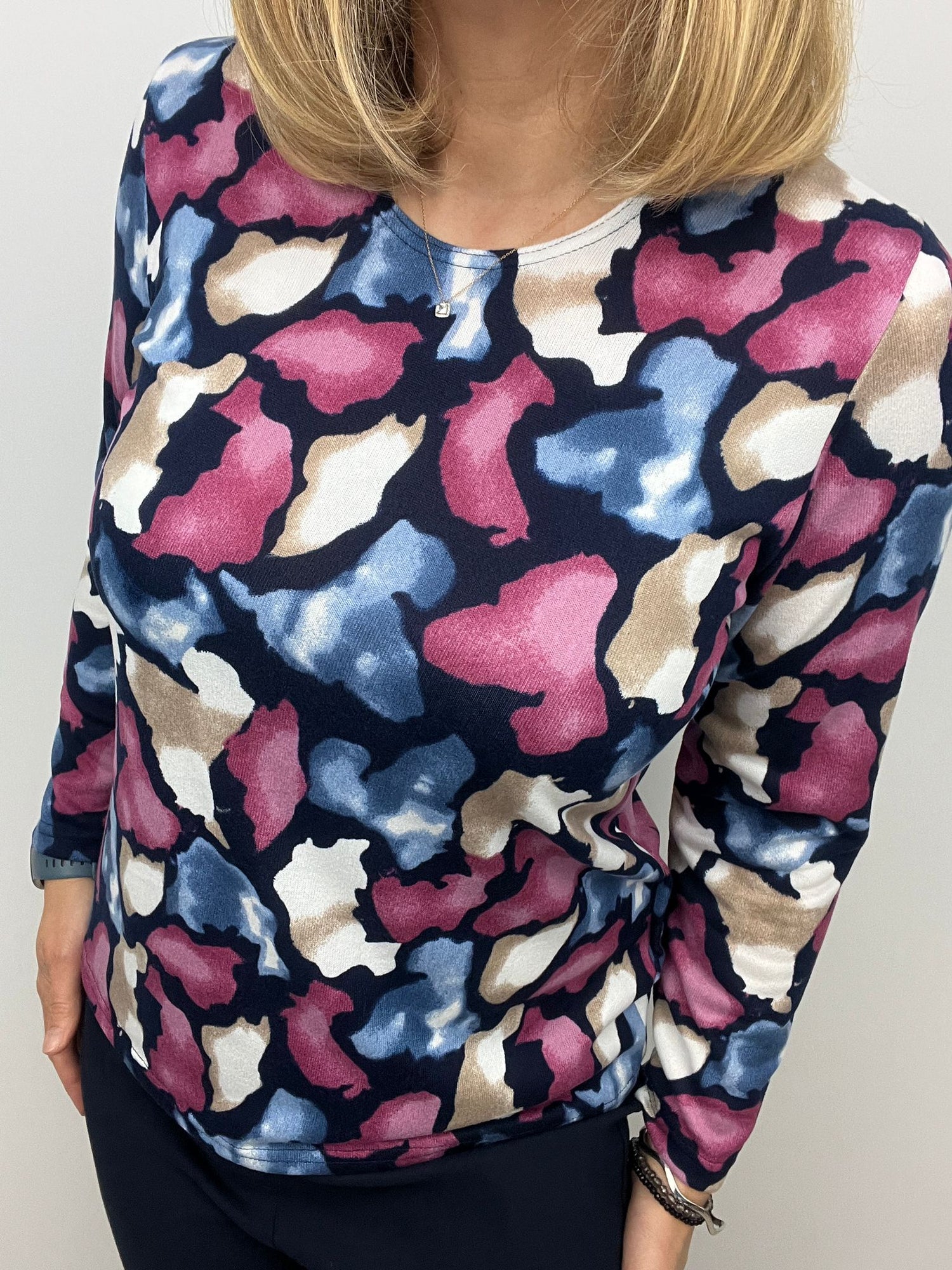 Long Sleeve fine Knit in Pink Blue and navy print
