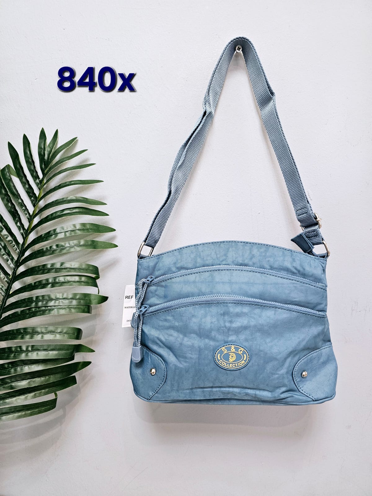 Nylon Cross body bag with zips 840X