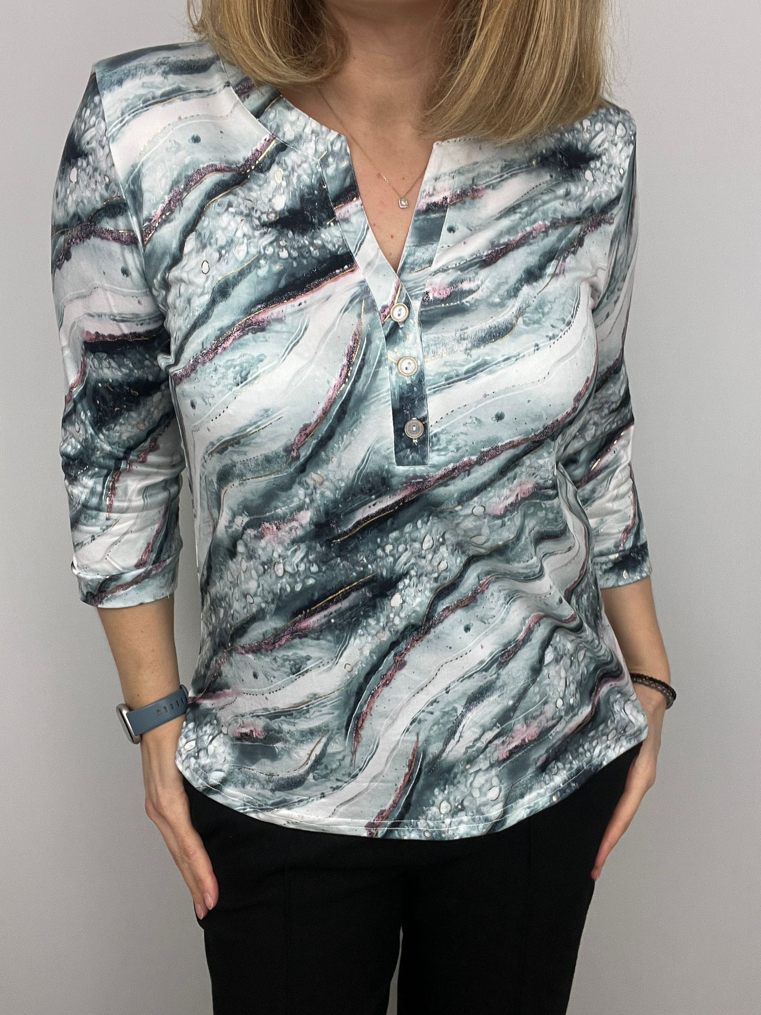 Ilona 3 Button v neck  Shirt  3/4 sleeve  in Green or Pink Print  2026