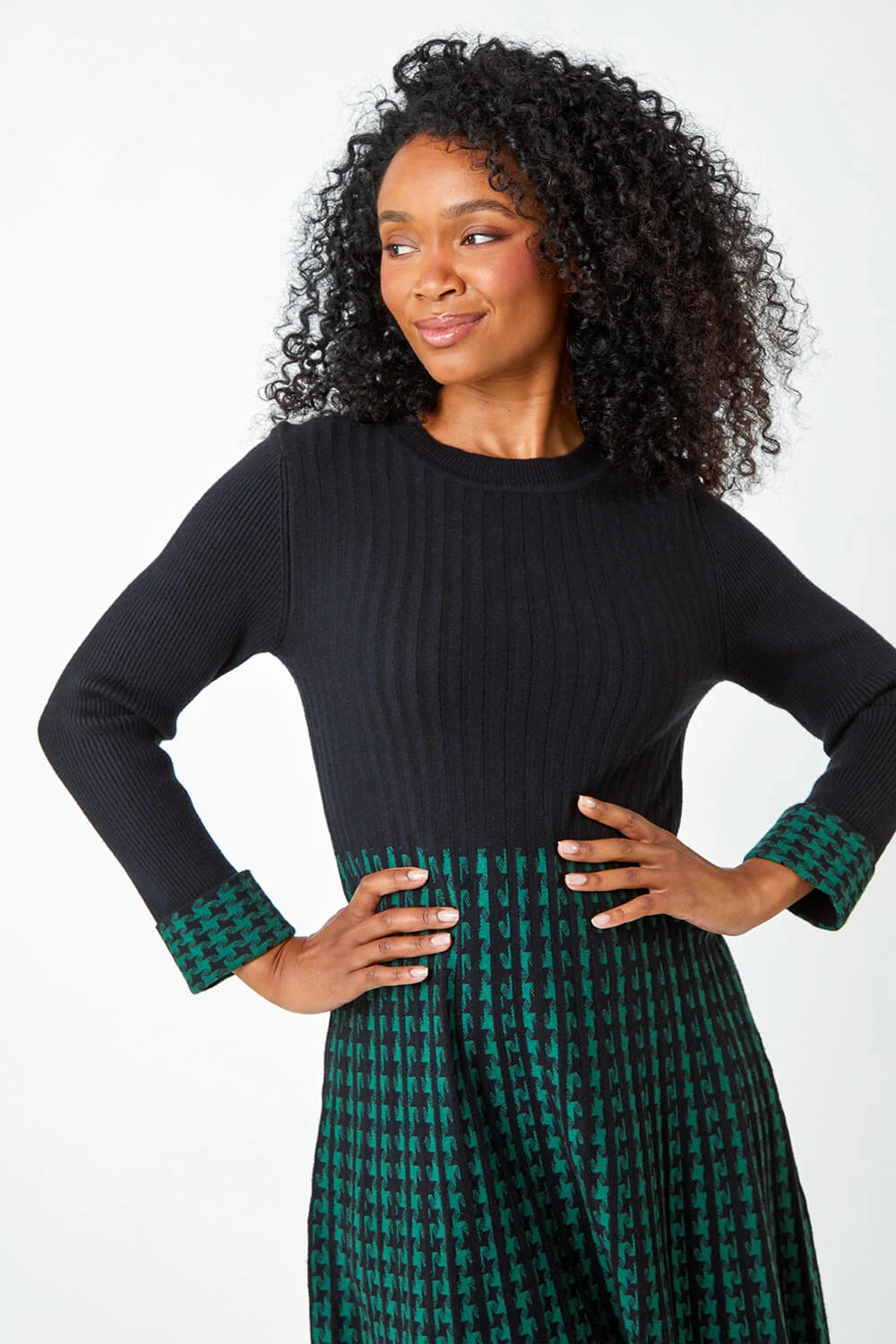 Black and Green Knit knee lemgth dress with cuff detail