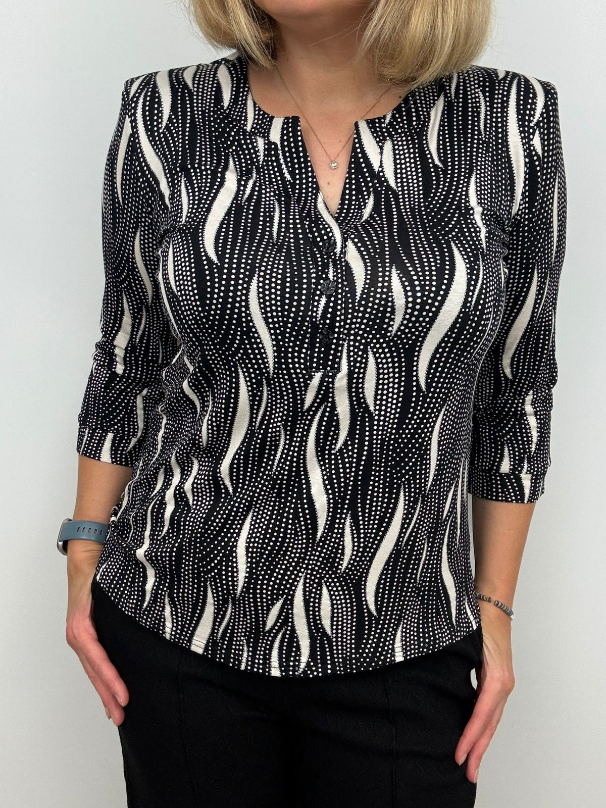 V Neck Top with 3/4 sleeve
