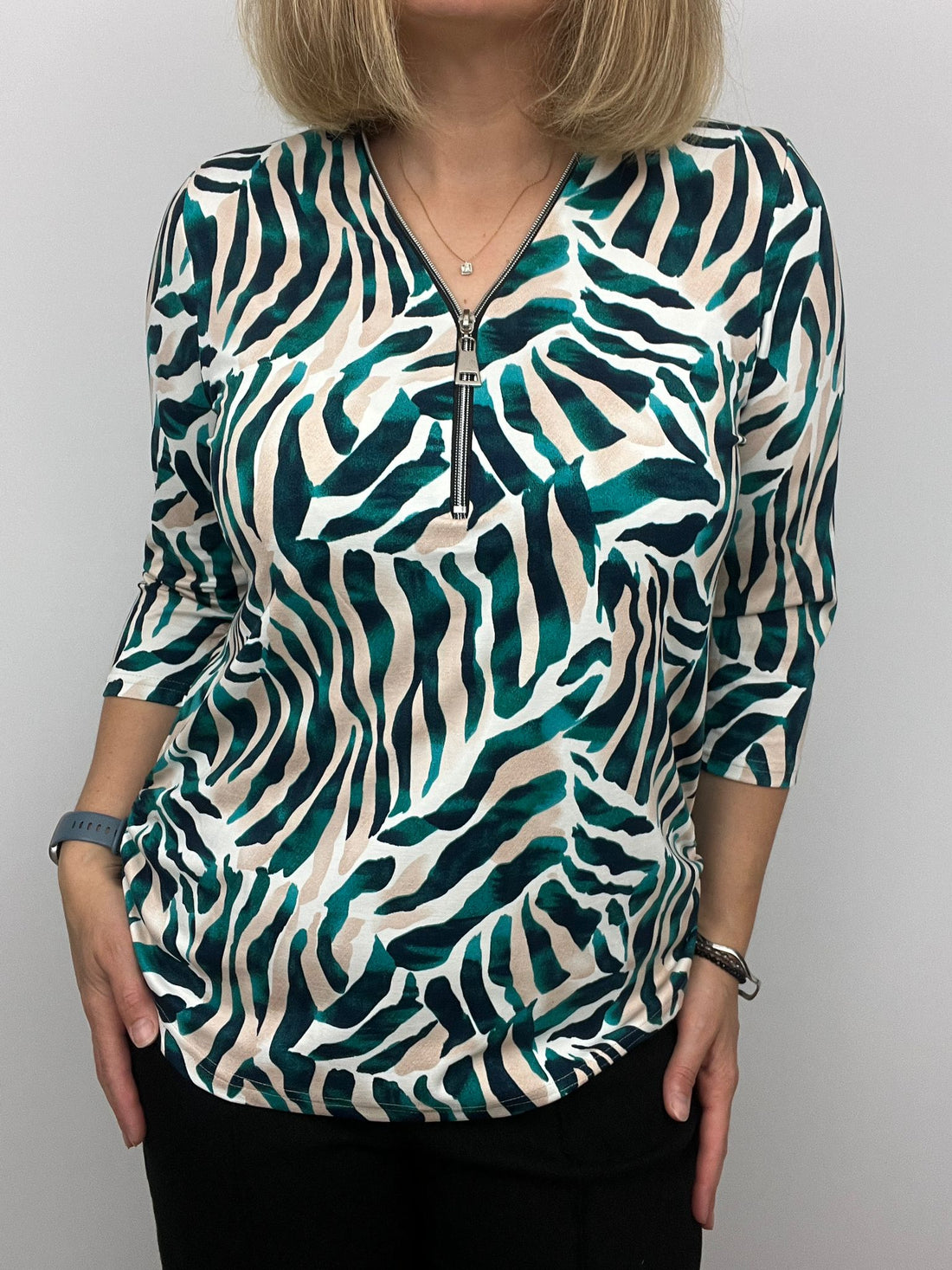 Green Mix Zip top with 3/4 sleeves