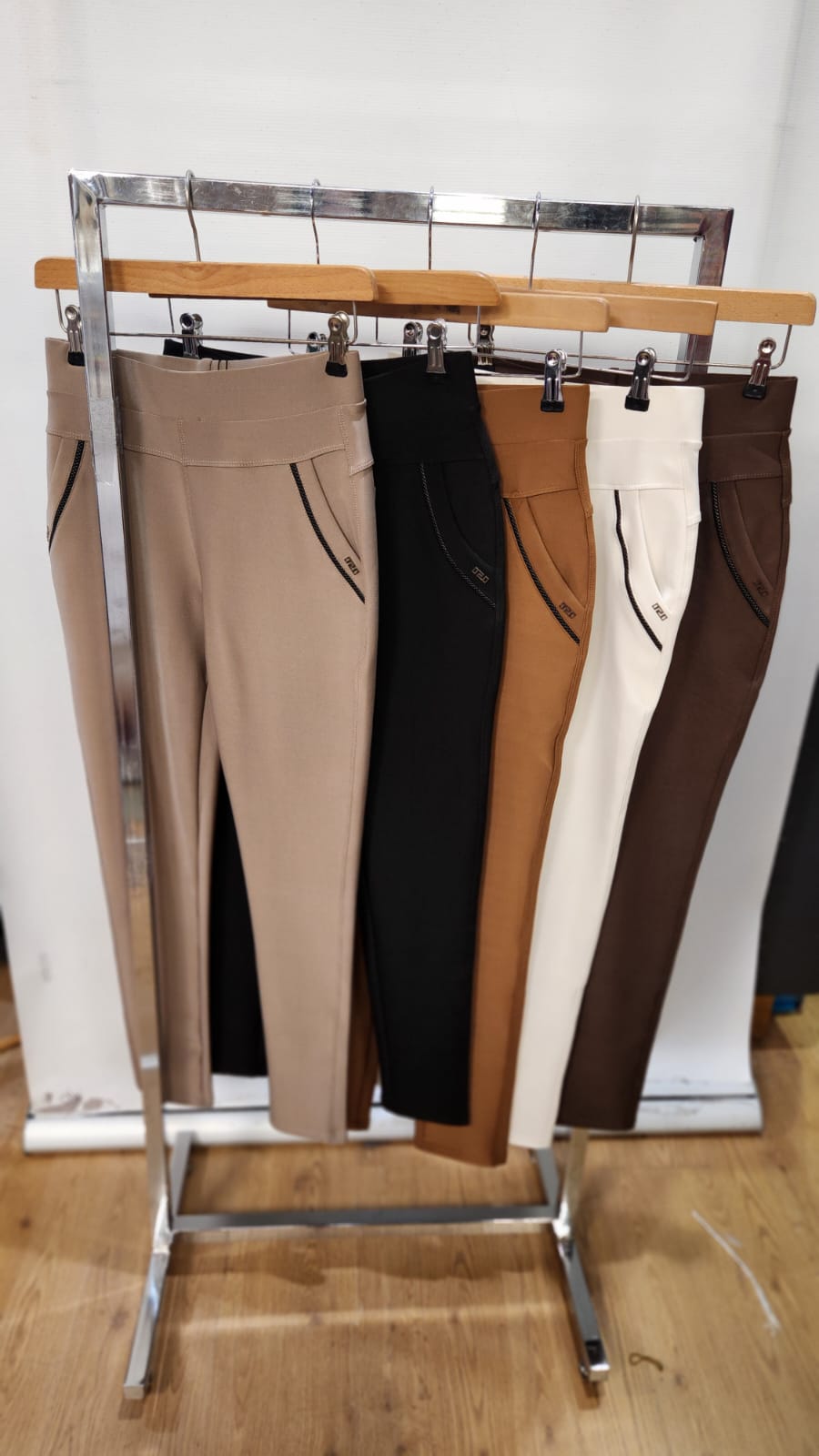 Yu &amp; Me Scuba Leggins with pockets.  All Colours