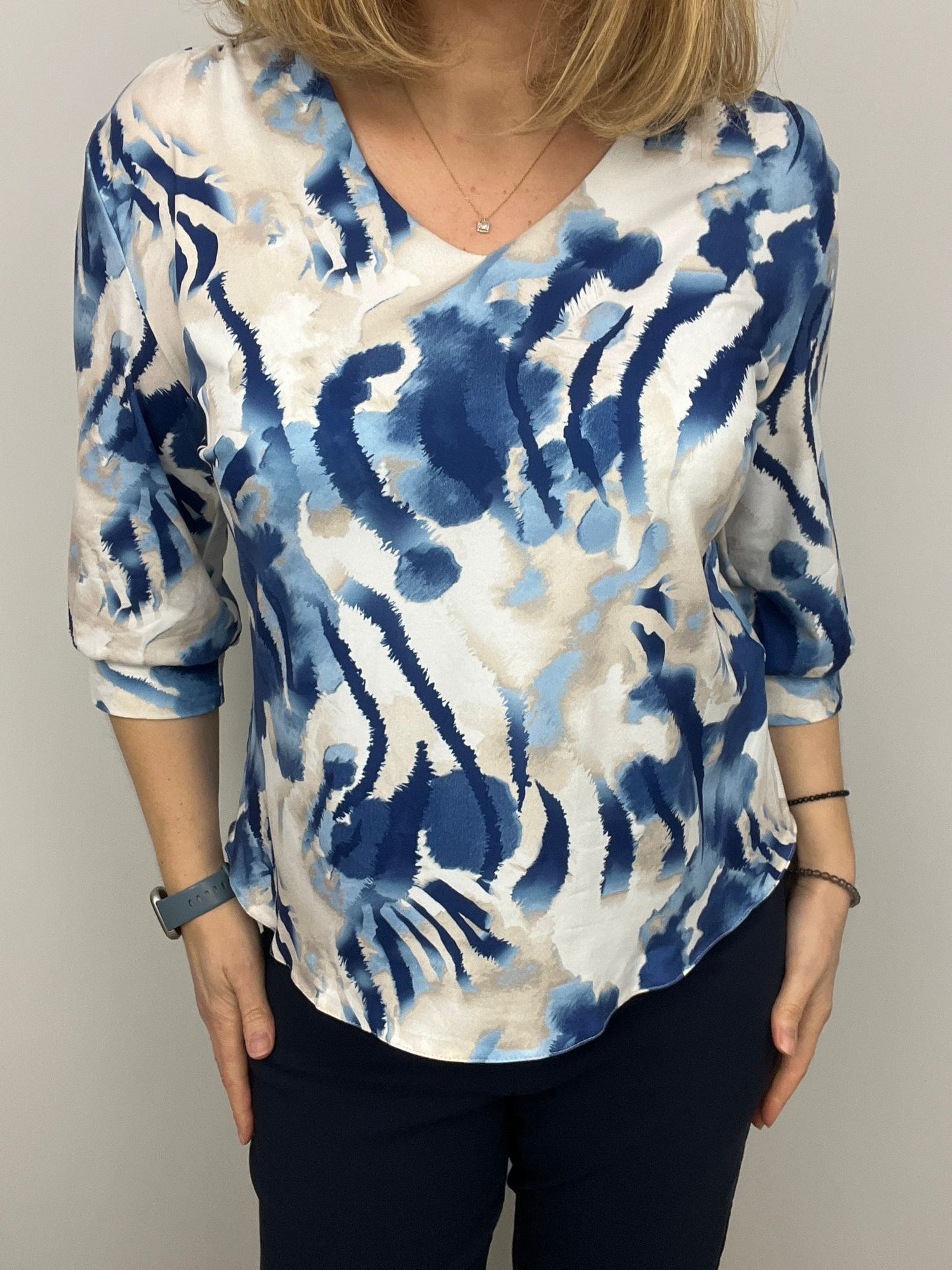Ilona V Neck Top in Blue Print