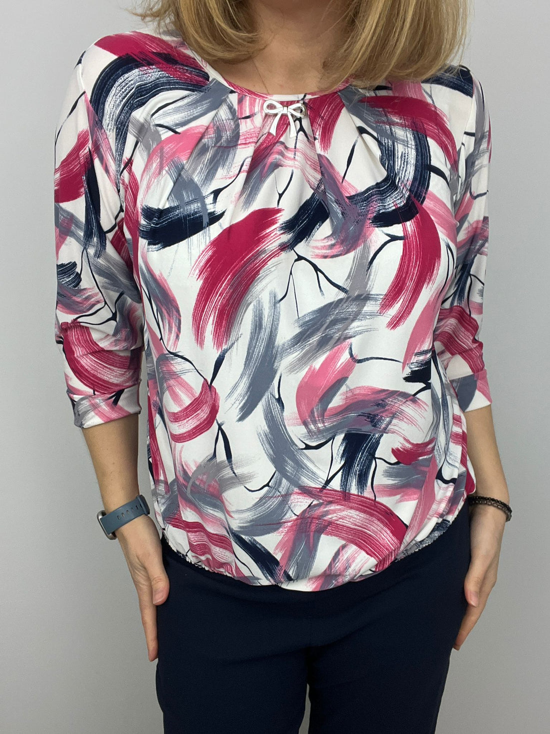 Ilona Round Neck Top with Elasticated waistband in Red and navy