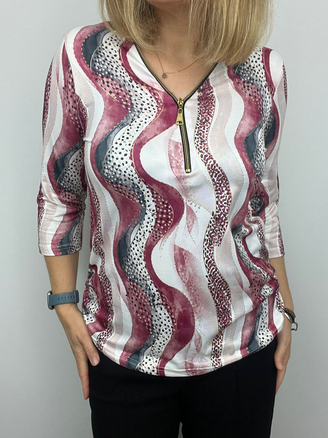 Ilona Zip25 34
