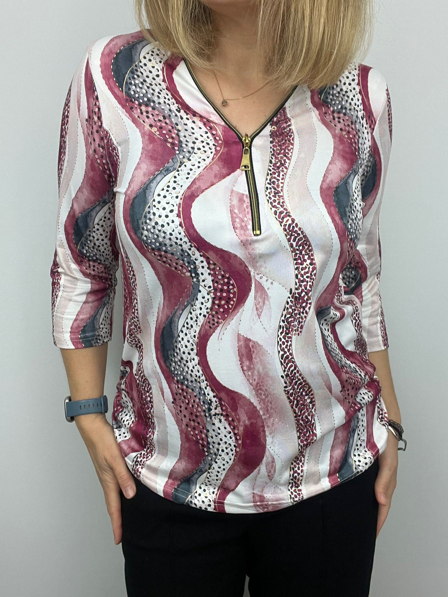 Ilona Zip25 34