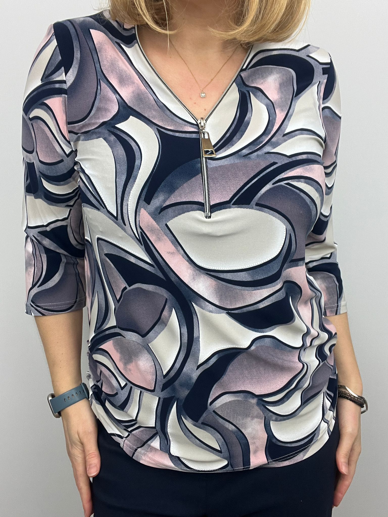 Ilona Navy and Mauve print Zip top with 3/4 sleeves  Zip26 1