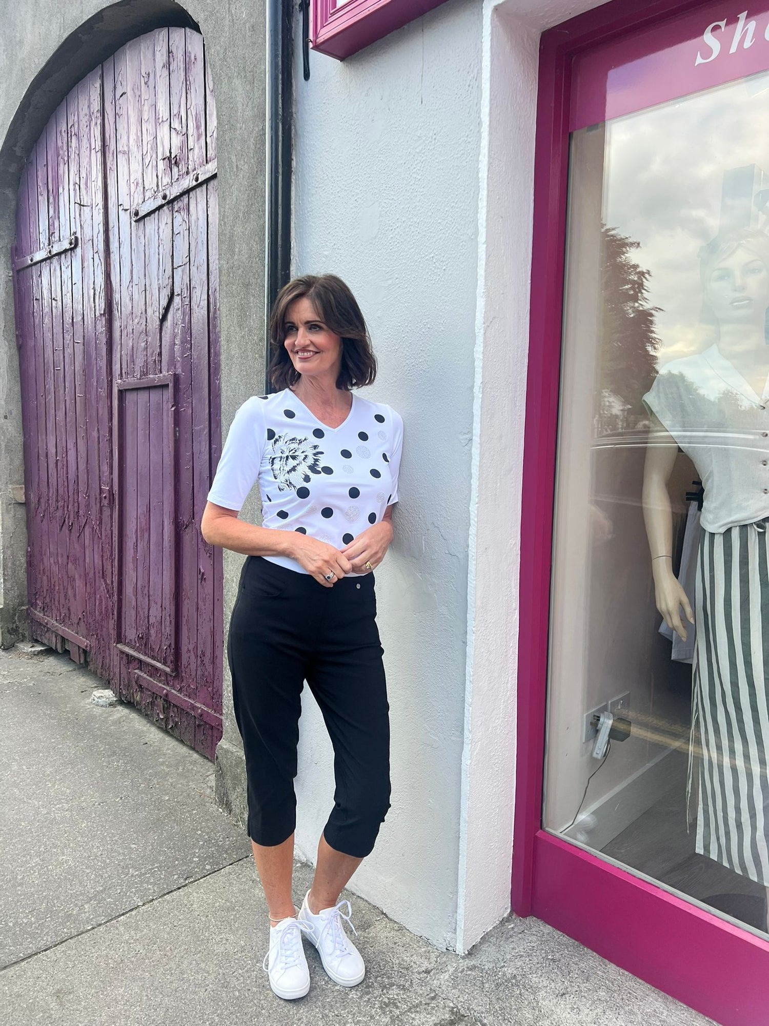 Libra White V neck t shirt with black polka dot and silver gemstones Lt927
