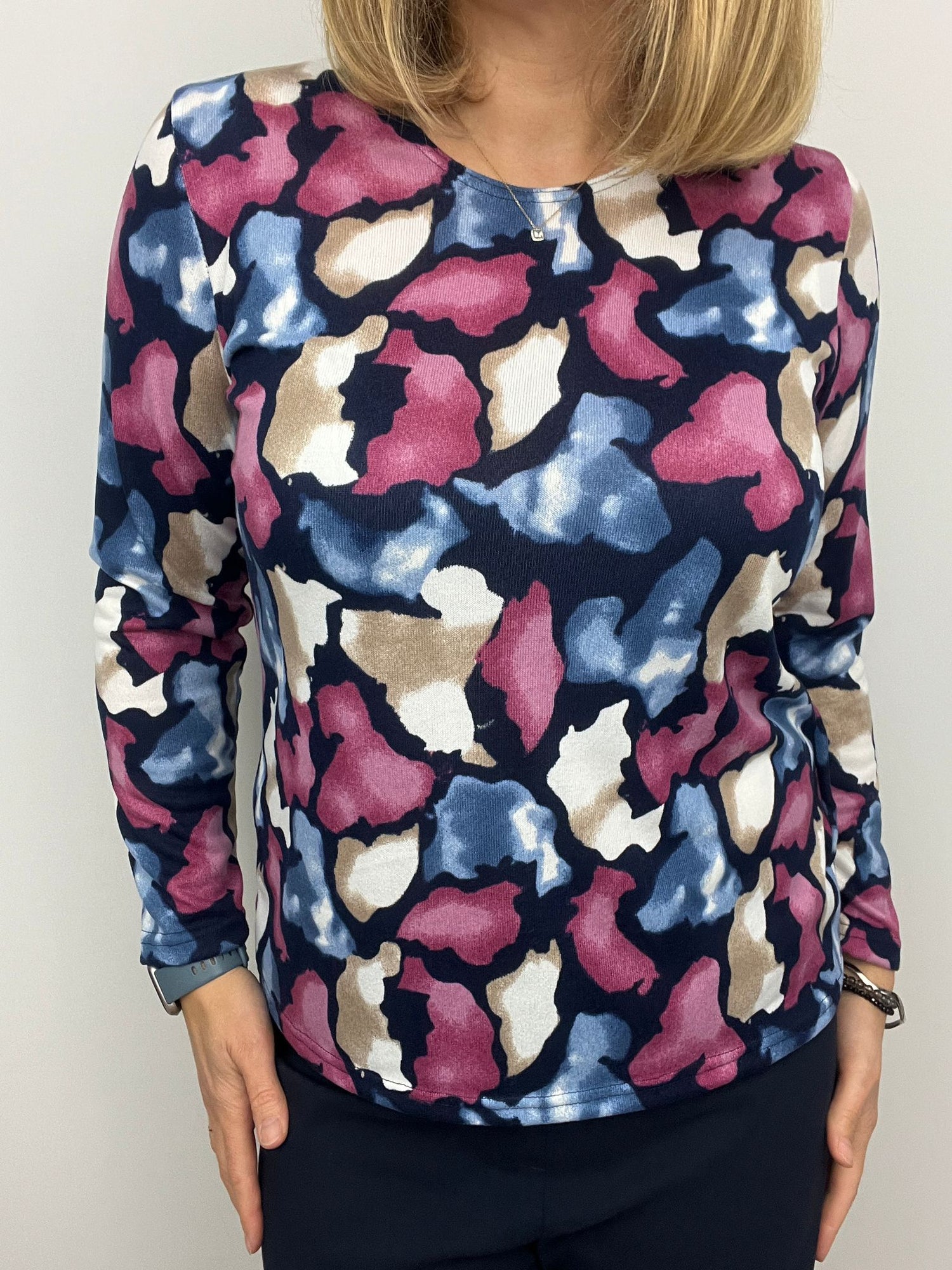 Long Sleeve fine Knit in Pink Blue and navy print