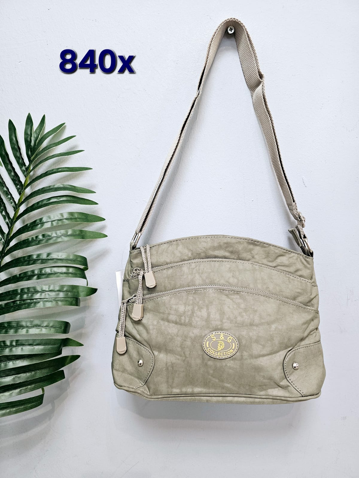 Nylon Cross body bag with zips 840X