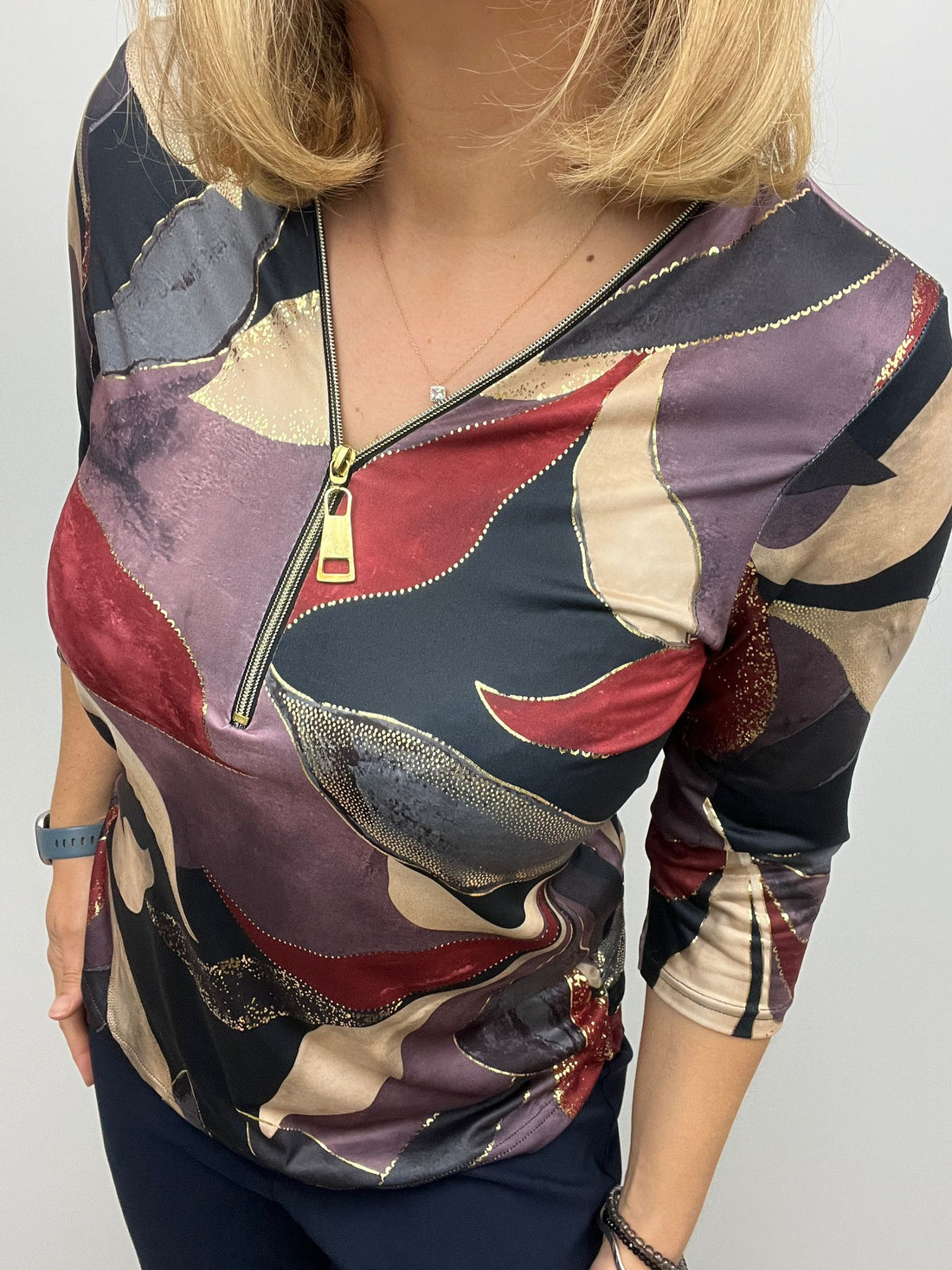 Ilona Plum and Black 3/4 Sleeve Zip top  Zip25 29