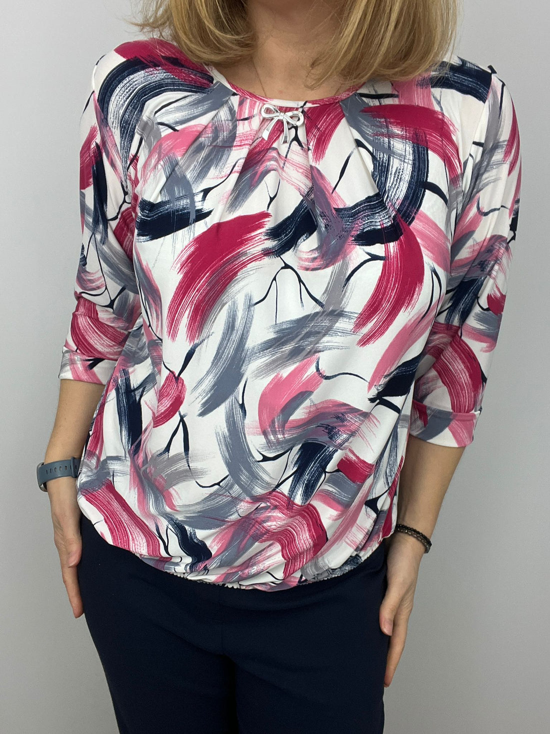 Ilona Round Neck Top with Elasticated waistband in Red and navy
