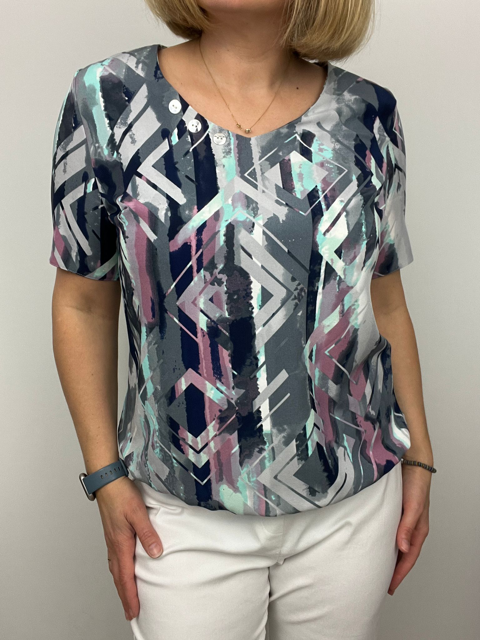 Ilona  V neck top with 3 Button detail