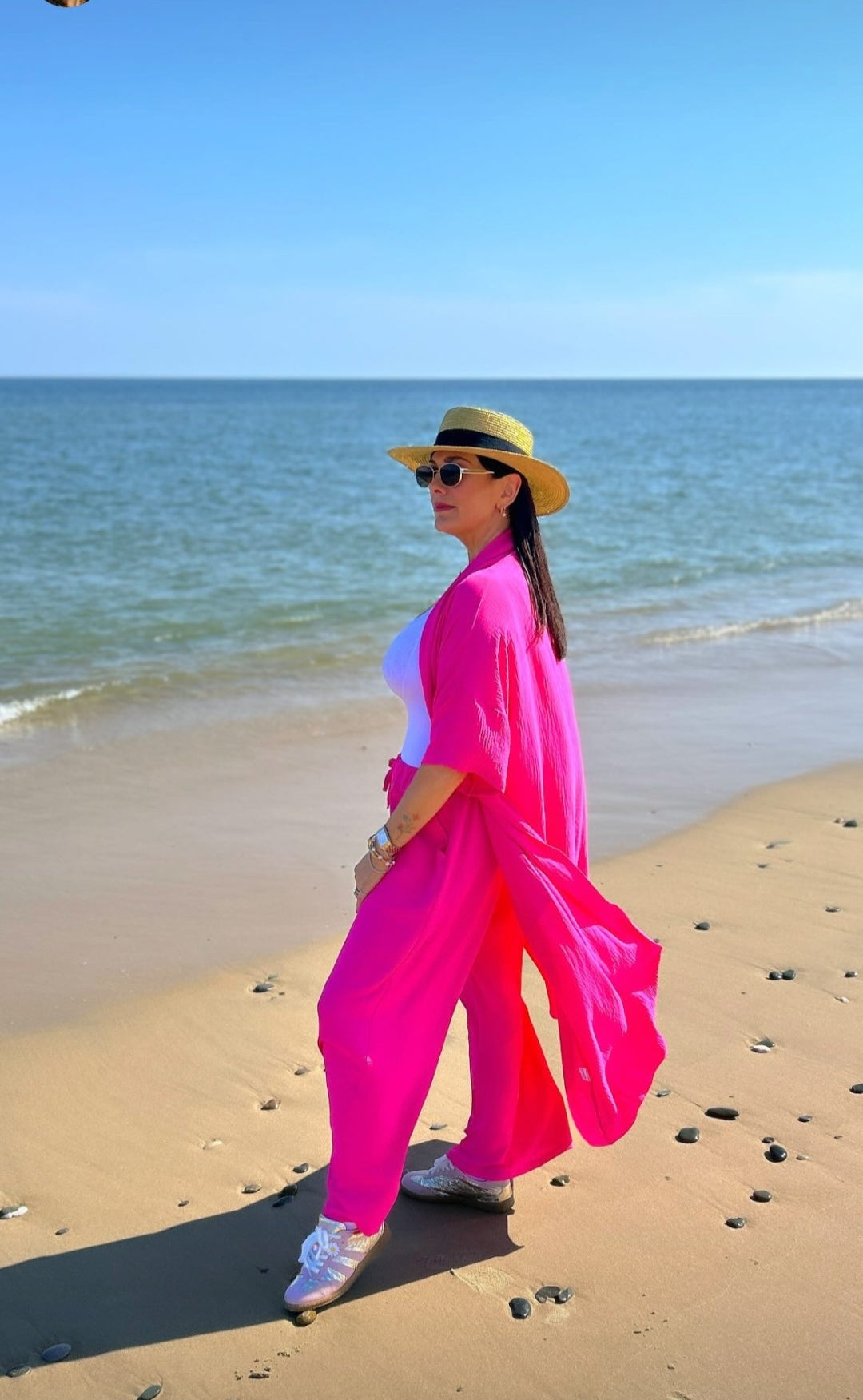 Fantasy 2 piece in Cerise or Baby pink