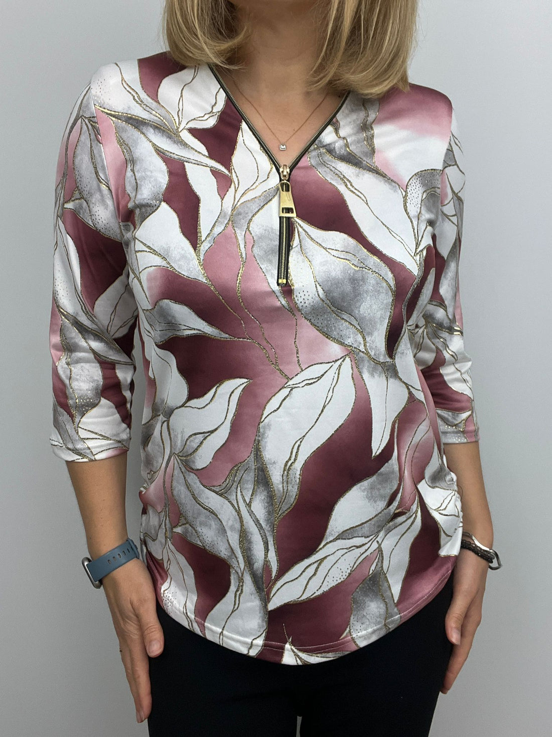 Ilona Burgundy and White 3/4 sleeve Zip Top  Zip25 28