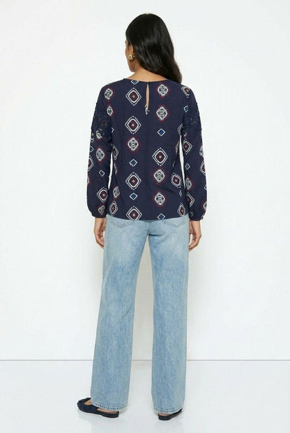 Round Neck Printed top with Cut out detail P2764