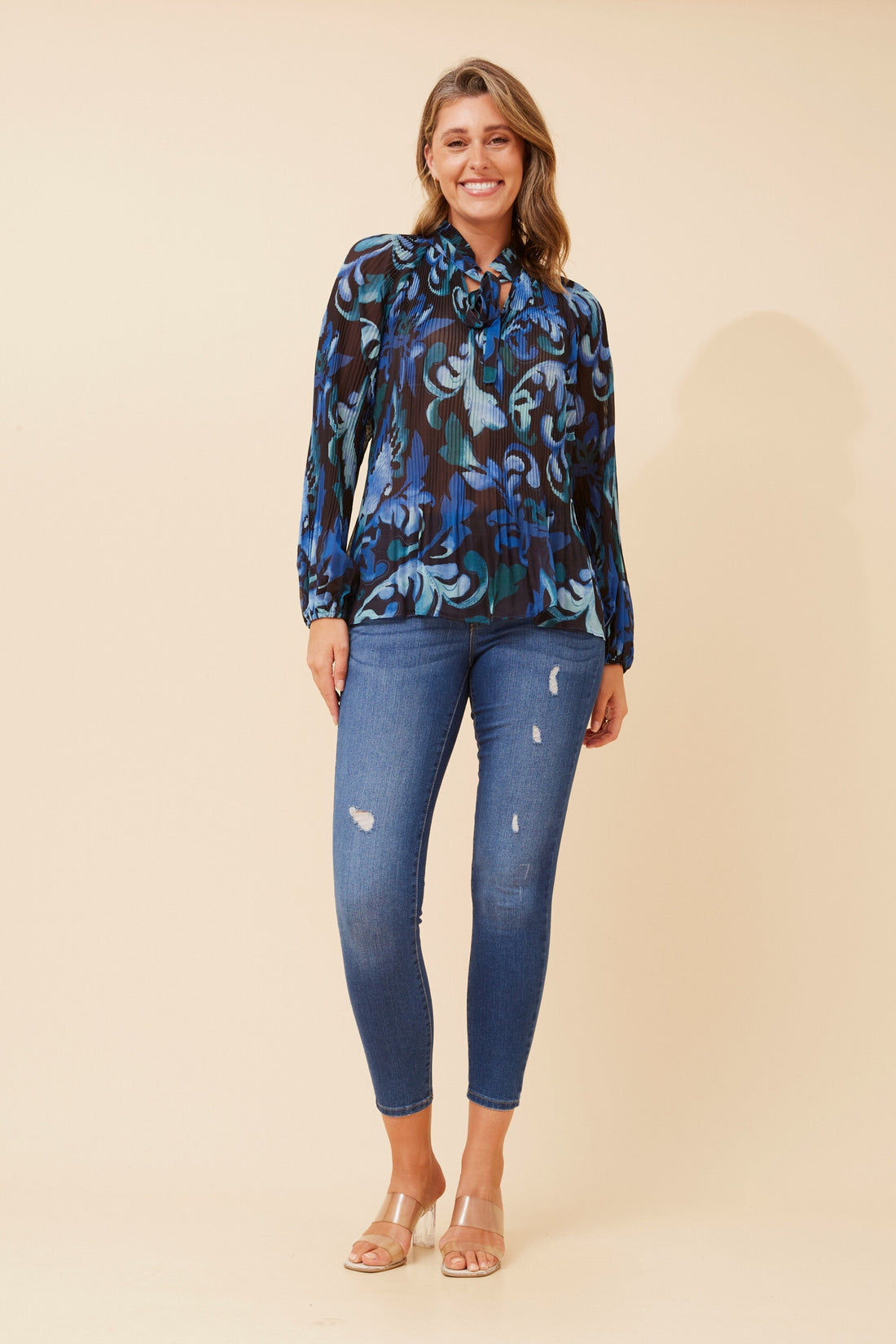 Pussy bow Pleated blouse in Blue print