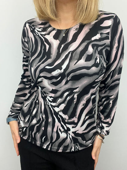 Long Sleeve Fine Knit in black grey and Pink print