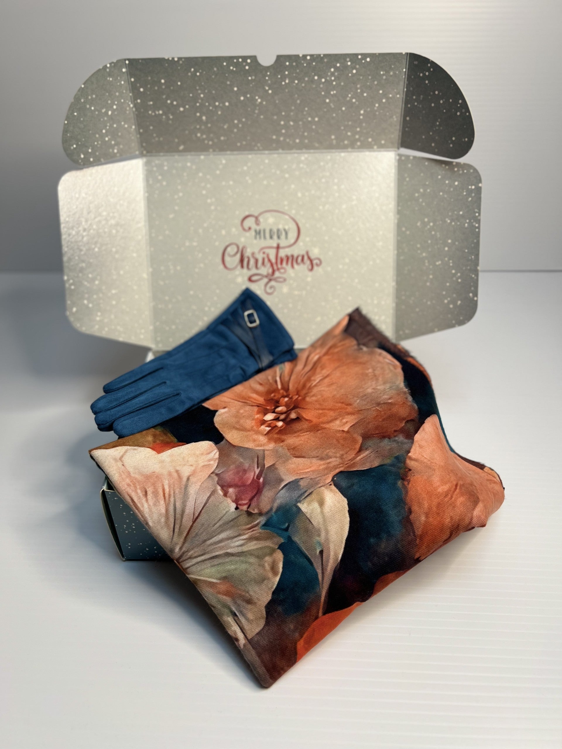 Winter Warm Gift set - Teal Gloves and Coordinating scarf