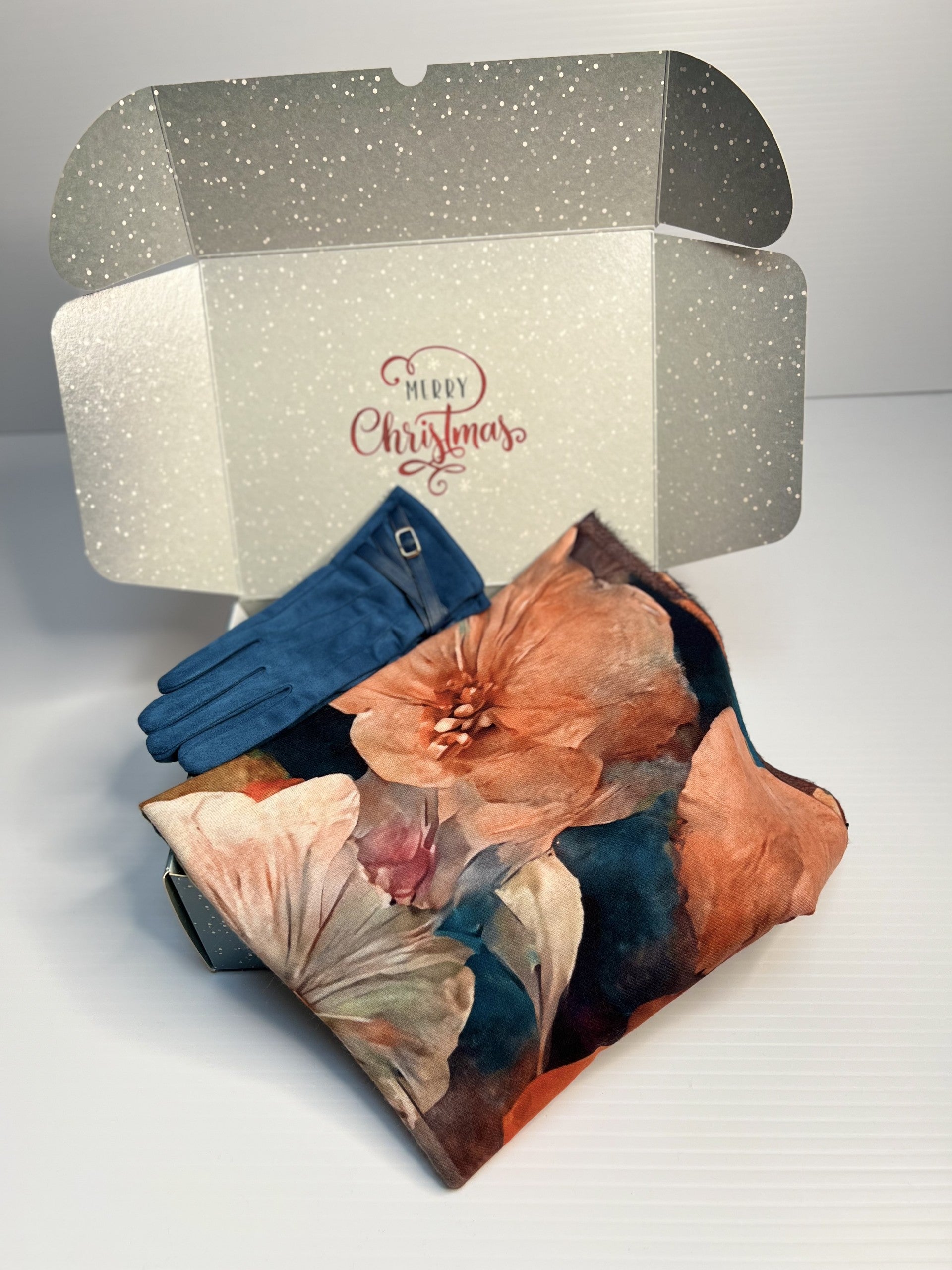 Winter Warm Gift set - Teal Gloves and Coordinating scarf