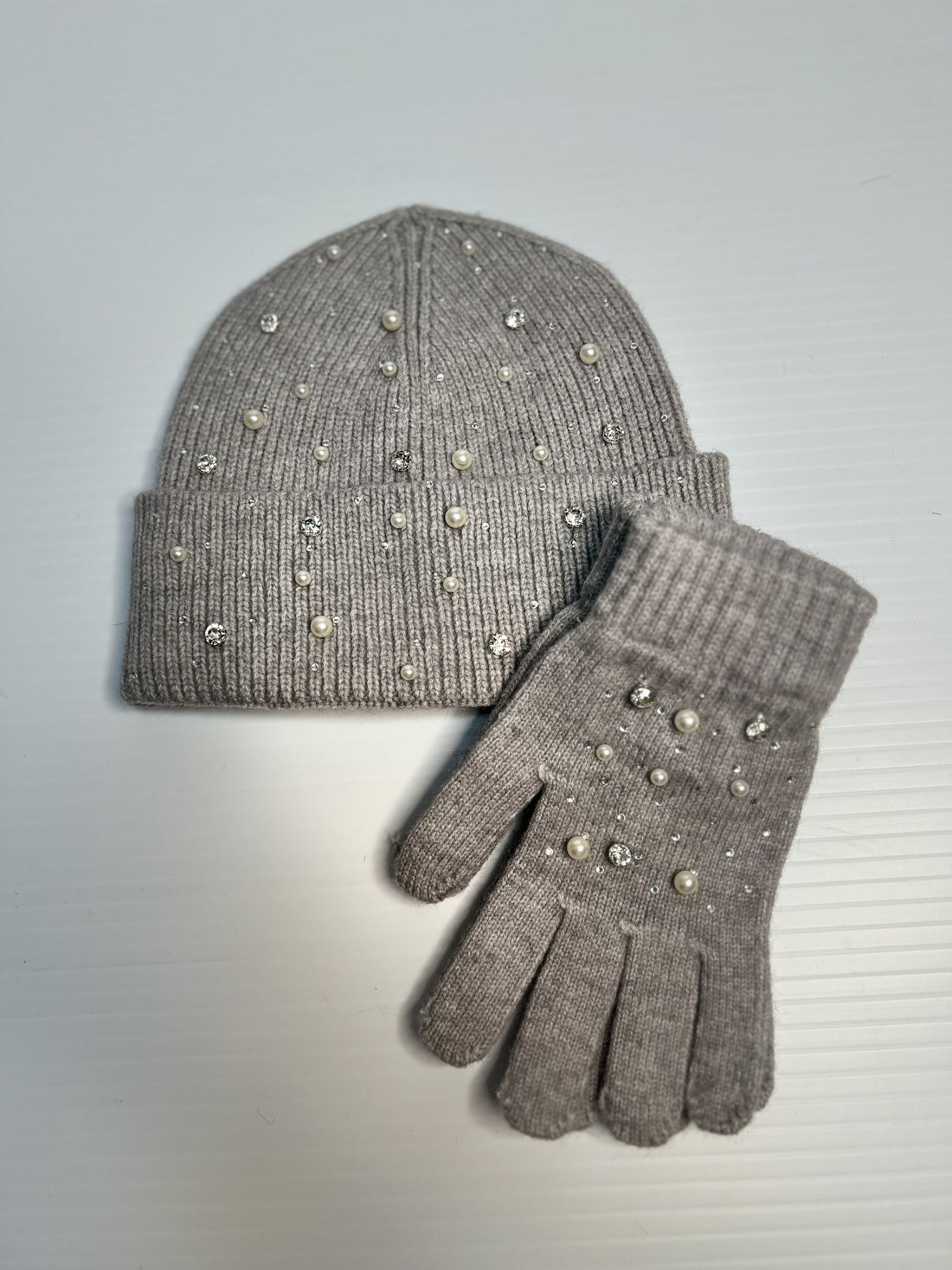 Starlight Gift Box - Grey Hat &amp; Gloves Set