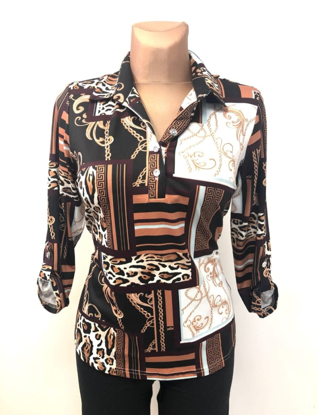 Collar top with classic chain print by F.M. Tops 3743