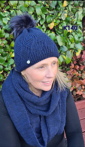 Cable knit Hat with double Snood